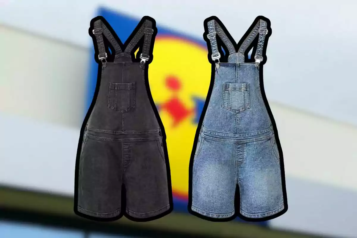 Dos jardineras cortas de mezclilla, una en color negro y otra en azul, sobre un fondo desenfocado con colores amarillo, azul y rojo. Dos jardineras cortas de mezclilla, una en color negro y otra en azul, sobre un fondo desenfocado con colores amarillo, azul y rojo.