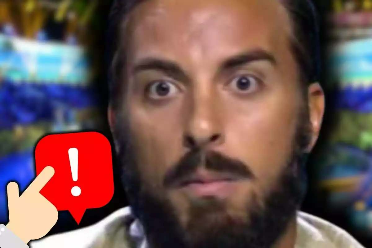 Borja González con expresión de sorpresa y un ícono de advertencia rojo con un signo de exclamación y una mano señalando.