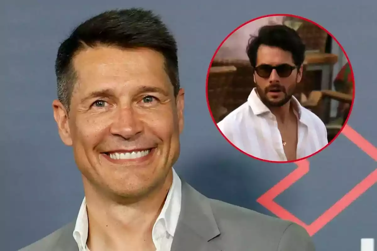 Hombre de cabello corto y sonrisa amplia con saco gris y camisa blanca, al fondo un círculo rojo muestra a otro hombre con gafas de sol y camisa blanca Hombre de cabello corto y sonrisa amplia con saco gris y camisa blanca, al fondo un círculo rojo muestra a otro hombre con gafas de sol y camisa blanca