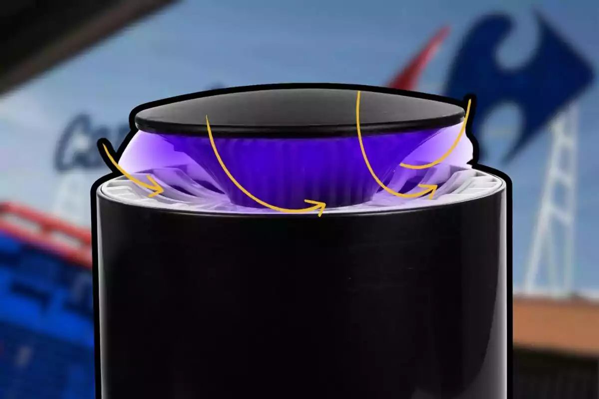 Purificador de aire negro con luz ultravioleta y flechas amarillas que indican el flujo del aire Purificador de aire negro con luz ultravioleta y flechas amarillas que indican el flujo del aire