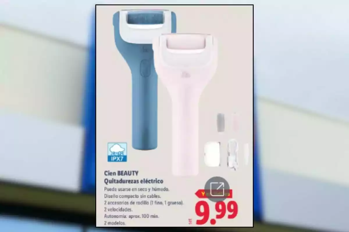 Dos quita durezas eléctricos en color azul y rosa junto a sus accesorios y el precio de 9.99 euros Dos quita durezas eléctricos en color azul y rosa junto a sus accesorios y el precio de 9.99 euros