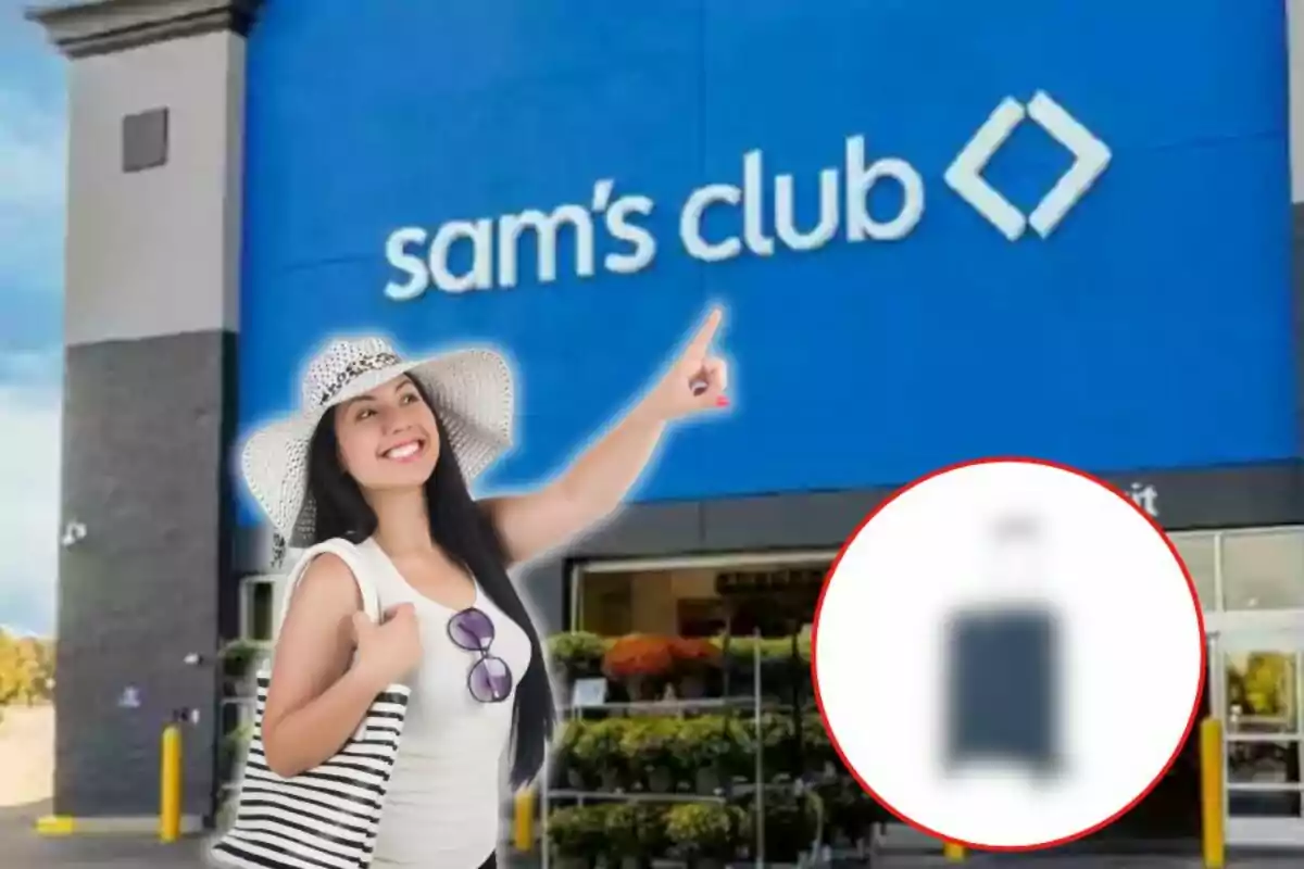 Mujer sonriente con sombrero y bolsa de rayas frente a la entrada de Sam's Club señalando el letrero, con un círculo borroso en la esquina inferior derecha.