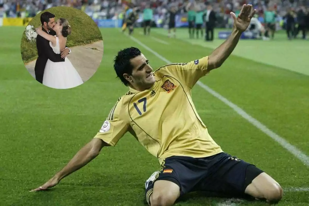 Un futbolista con uniforme amarillo celebra en el campo mientras en la esquina superior izquierda aparece una imagen circular de una pareja de novios abrazándose.