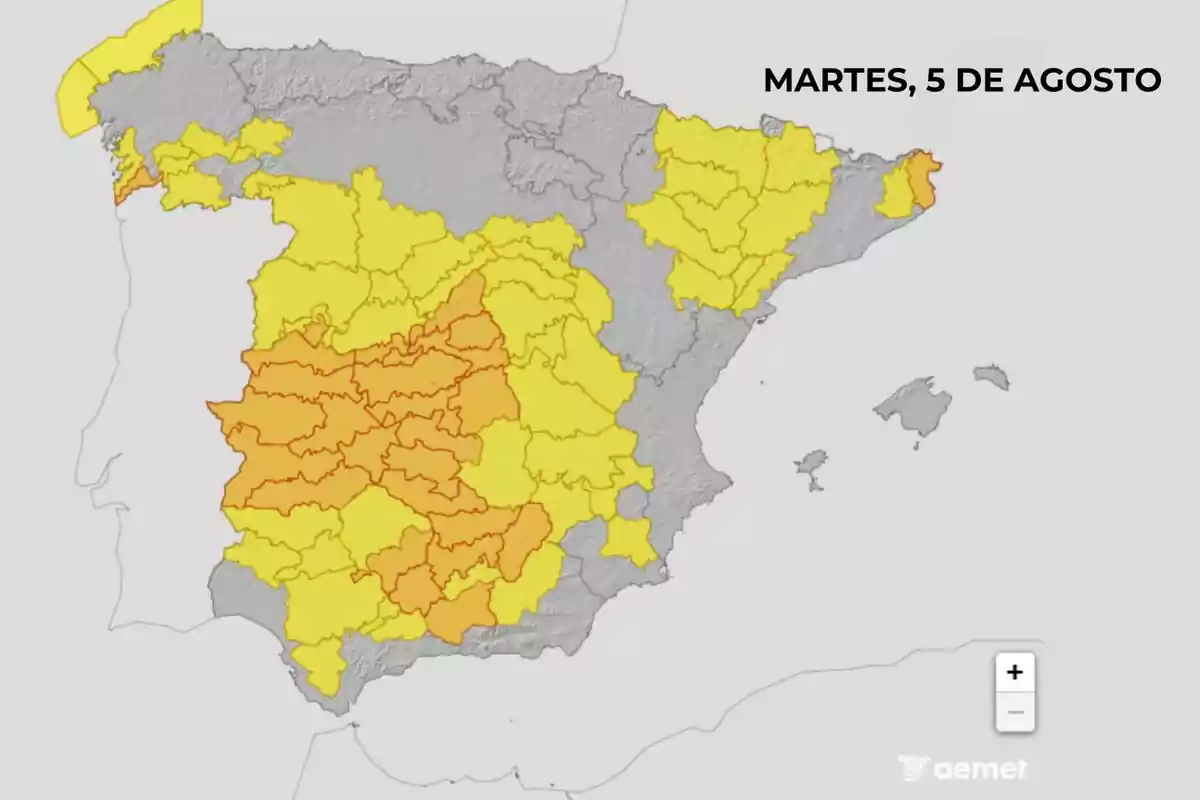 Mapa de España con alertas meteorológicas en amarillo y naranja para el martes 5 de agosto. Mapa de España con alertas meteorológicas en amarillo y naranja para el martes 5 de agosto.