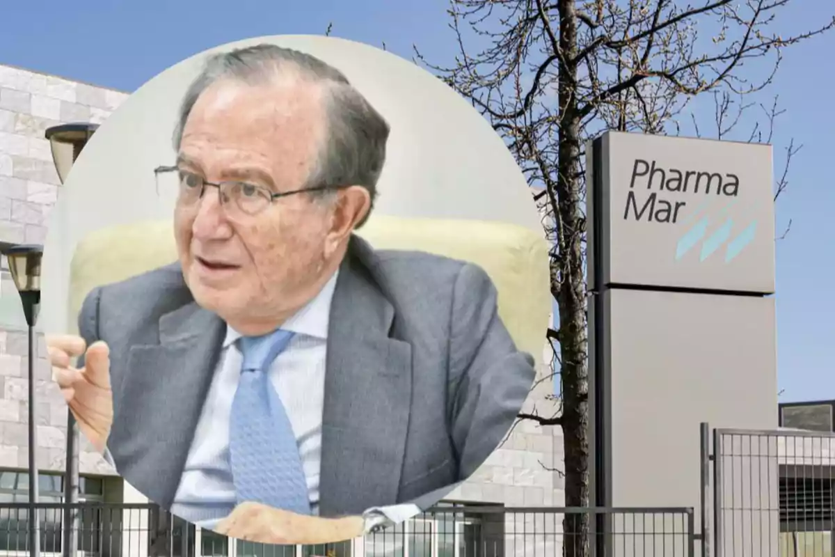 Hombre mayor con gafas y traje hablando, sobre un fondo de las oficinas de PharmaMar Hombre mayor con gafas y traje hablando, sobre un fondo de las oficinas de PharmaMar