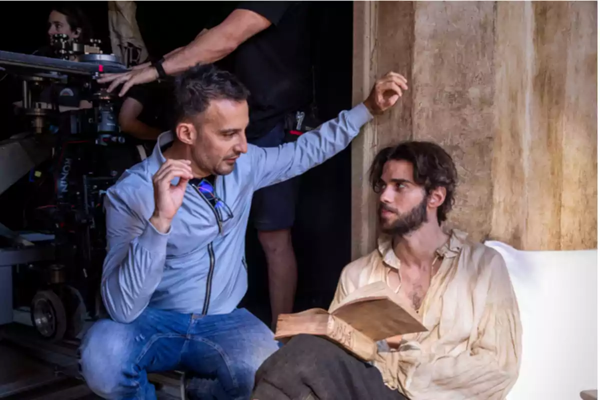 Amenábar 'se hace oro' con Cervantes: Rescata al hombre tras el mito con 'El Cautivo'