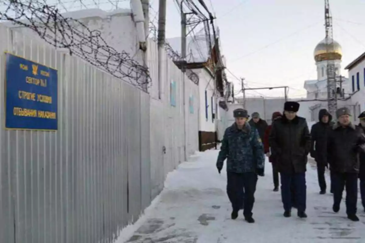 Fotografía de la cárcel conocida como "El lobo polar" en Siberia, donde se encuentra el opositor ruso Alexéi Navalni