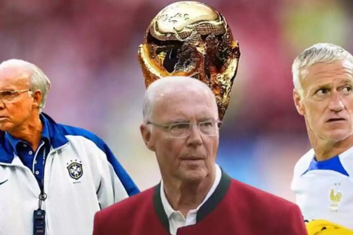 Tres hombres con la Copa del Mundo de fondo.