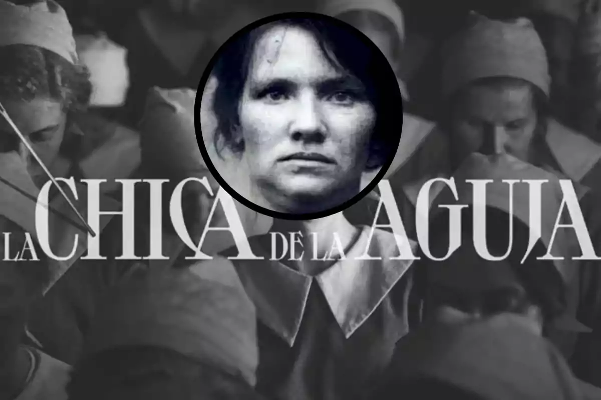 Una imagen en blanco y negro con un grupo de mujeres vestidas con uniformes antiguos y un rostro femenino destacado en un círculo en el centro, con el texto "La Chica de la Aguja" superpuesto.