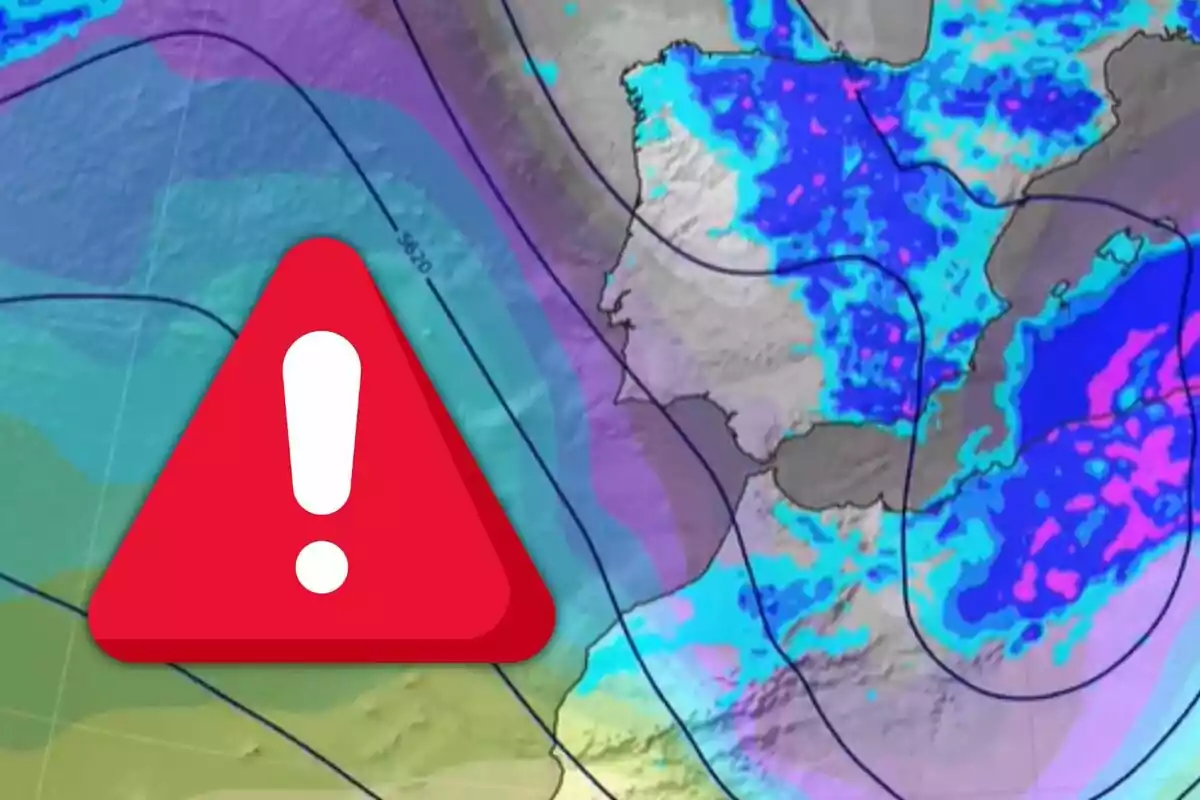 Mapa meteorológico con colores que indican precipitaciones y un icono de advertencia en forma de triángulo rojo con un signo de exclamación blanco.