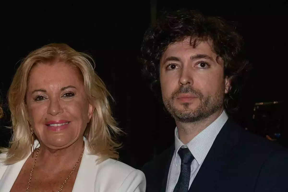 Bárbara Rey y Ángel Cristo durante la presentación del nuevo libro de Chelo García Cortés, 'Sin etiquetas', a 27 de octubre de 2022, en Madrid