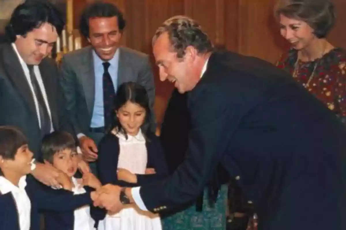 Qué esconde la compra de Julio Iglesias de una mansión en Galicia: Sus  intereses
