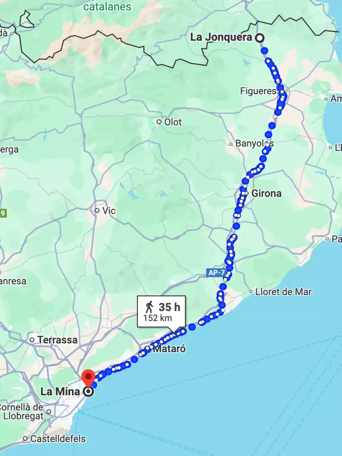 Mapa que muestra una ruta de 152 km desde La Jonquera hasta La Mina, con una duración estimada de 35 horas a pie, pasando por Figueres, Girona, Mataró y otras localidades.