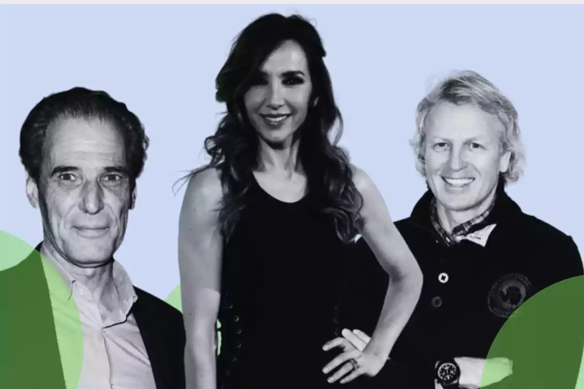 Tres personas posan sonrientes frente a un fondo azul claro con detalles verdes en las esquinas