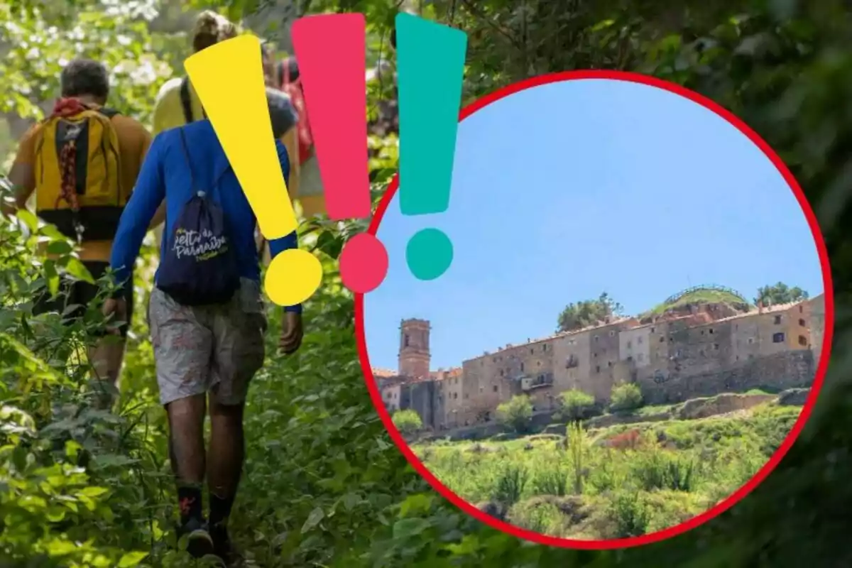 Personas caminando por un sendero rodeado de vegetación con una imagen circular de un edificio antiguo en la esquina superior derecha, destacada con signos de exclamación de colores.