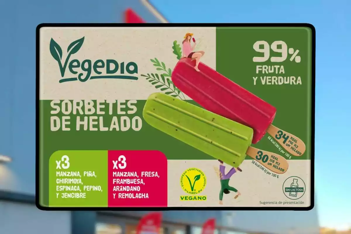 Caja de sorbetes de helado VegeDia con paletas de colores verde y rojo, información de ingredientes naturales, 99% fruta y verdura, opciones veganas y sin lactosa Caja de sorbetes de helado VegeDia con paletas de colores verde y rojo, información de ingredientes naturales, 99% fruta y verdura, opciones veganas y sin lactosa