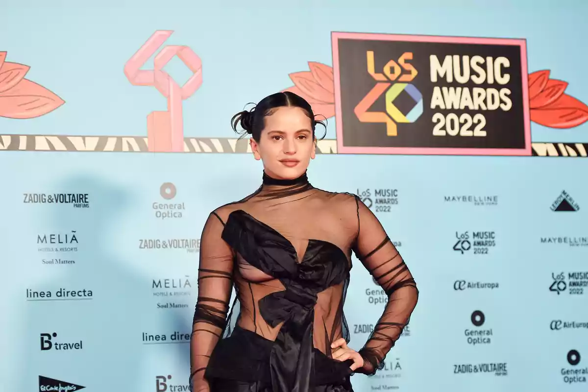 Rosalia en la gala de Los40 Music Awards 2022 a 04 de Noviembre de 2022 en Madrid (España)