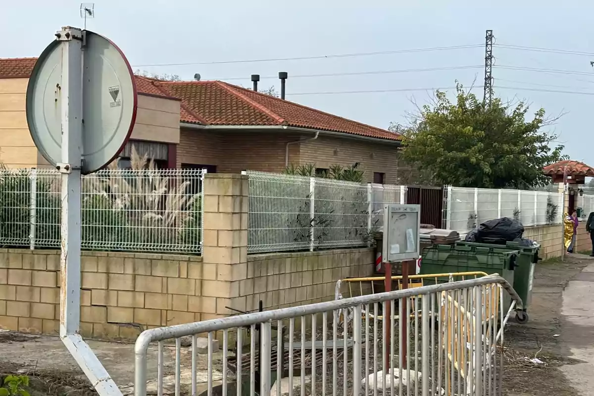 La residencia de mayores Jardines de Villafranca tras un incendio que ha provocado hasta diez muertes, en la residencia de mayores Jardines de Villafranca, a 15 de noviembre de 2024, en Villafranca de Ebro, Zaragoza (España).