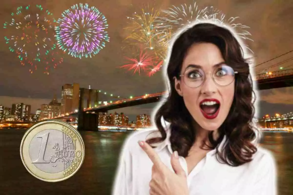 Mujer sorprendida con gafas y labios rojos señalando una moneda de euro con fuegos artificiales y un puente iluminado de fondo.