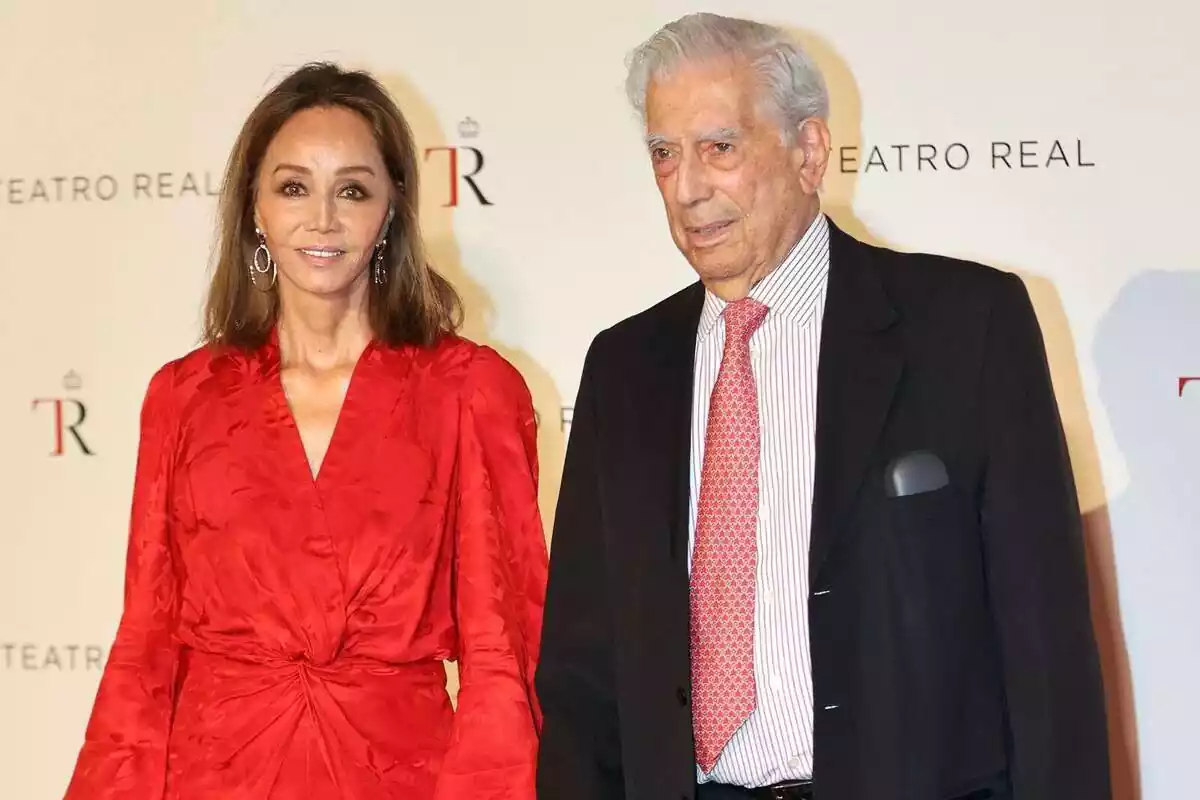 Isabel Preysler y Mario Vargas Llosa juntos en el Teatro Real