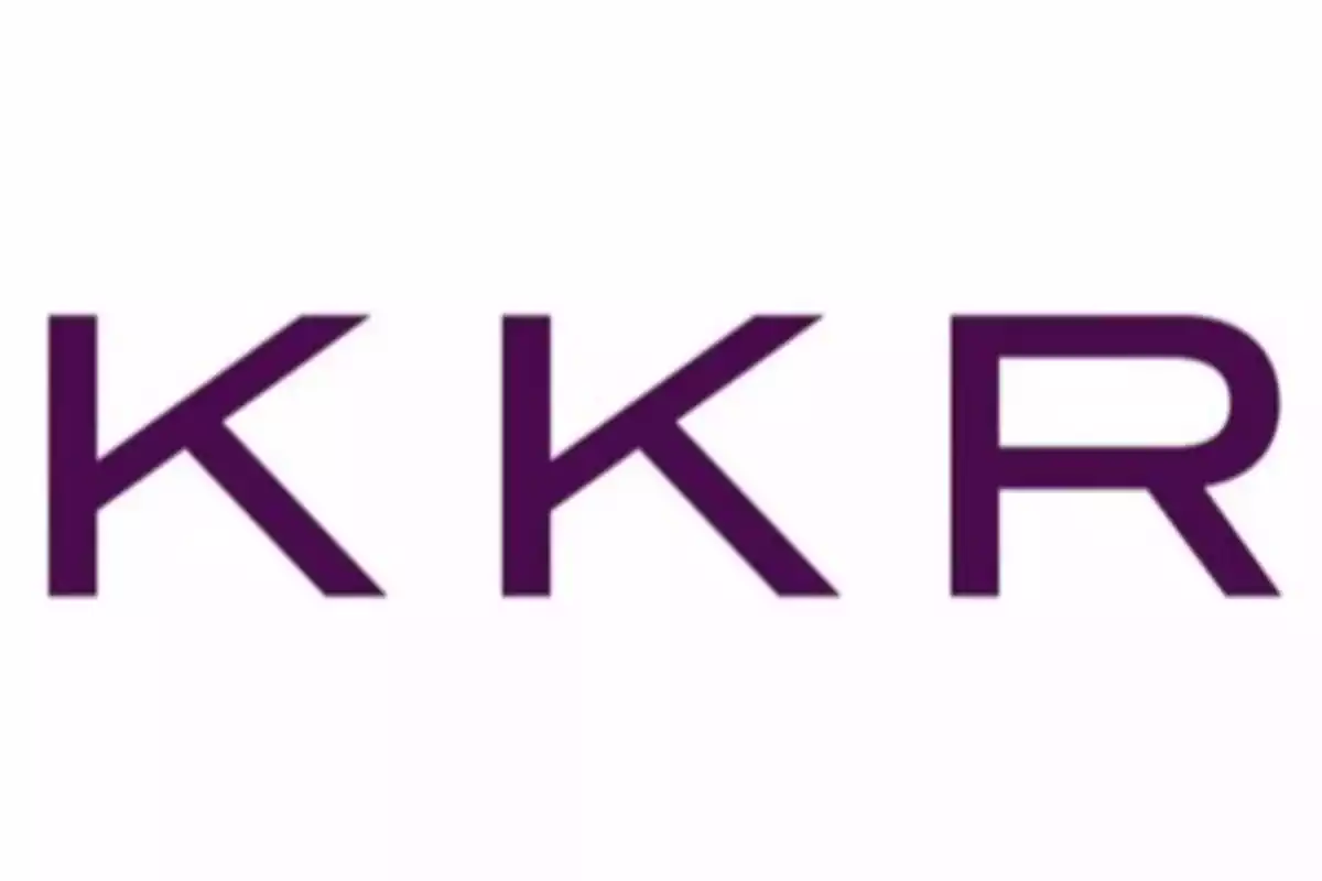 Logo con las letras KKR en color púrpura sobre fondo blanco. Logo con las letras KKR en color púrpura sobre fondo blanco.