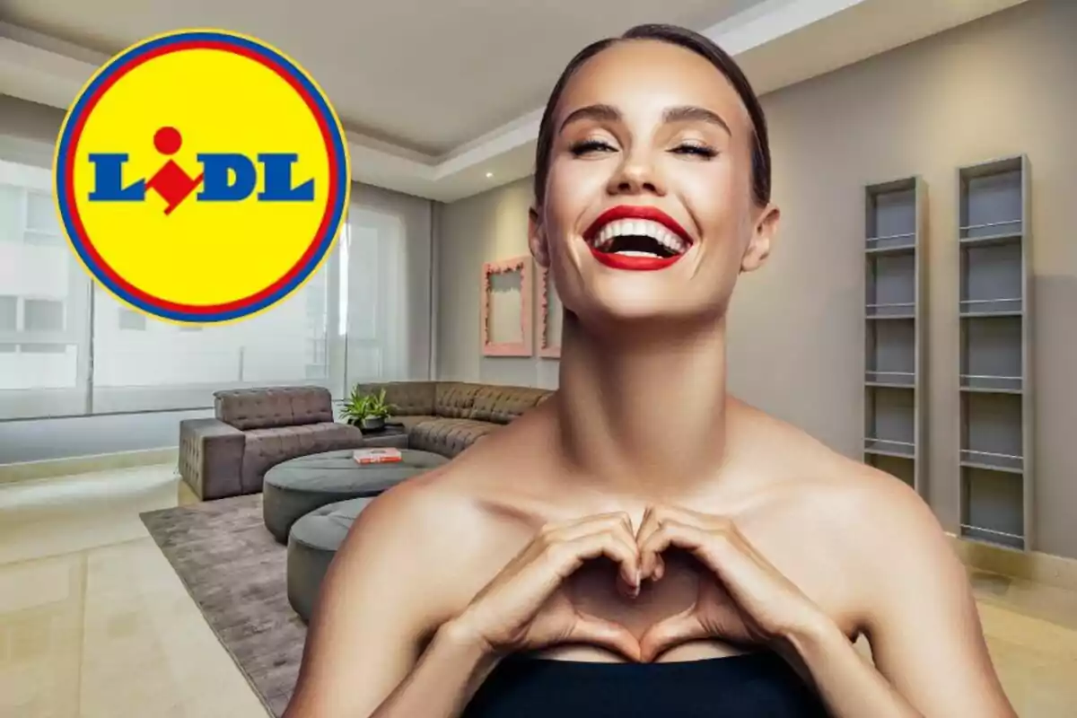 Una mujer sonriente hace un gesto de corazón con las manos en una sala moderna con el logo de Lidl en la esquina.