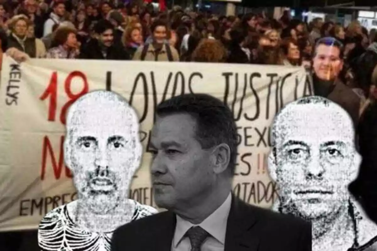 Una multitud de personas sostiene una pancarta en una manifestación, mientras en primer plano se ven tres rostros, dos de ellos en blanco y negro con un estilo de dibujo y uno en color.