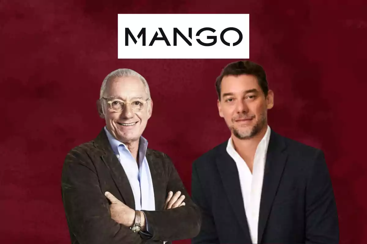 Dos hombres con trajes formales posan frente a un fondo rojo con el logo de Mango arriba.