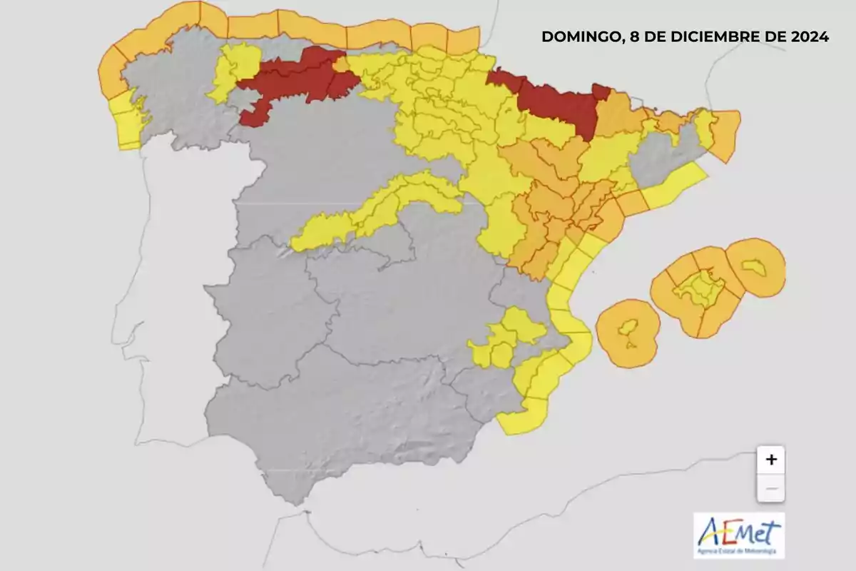 Mapa de alertas meteorológicas en España para el domingo 8 de diciembre de 2024 con zonas en rojo, amarillo y naranja indicando diferentes niveles de alerta. Mapa de alertas meteorológicas en España para el domingo 8 de diciembre de 2024 con zonas en rojo, amarillo y naranja indicando diferentes niveles de alerta.