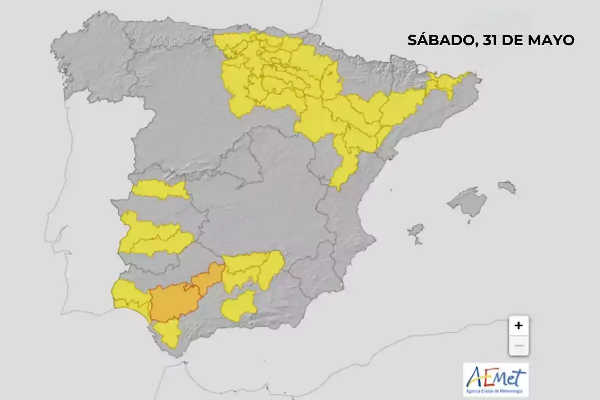 Mapa de España con varias regiones en amarillo y algunas en naranja indicando alertas meteorológicas para el sábado, 31 de mayo, según la AEMET. Mapa de España con varias regiones en amarillo y algunas en naranja indicando alertas meteorológicas para el sábado, 31 de mayo, según la AEMET.