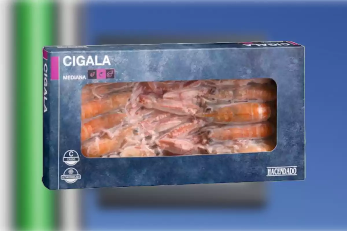 Caja de cigalas medianas congeladas de la marca Hacendado. Caja de cigalas medianas congeladas de la marca Hacendado.