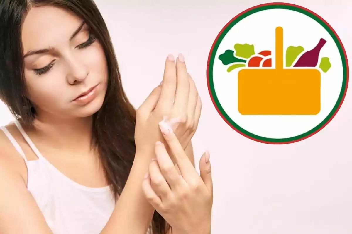Mujer aplicando crema en sus manos con un ícono de cesta de alimentos al lado. Mujer aplicando crema en sus manos con un ícono de cesta de alimentos al lado.