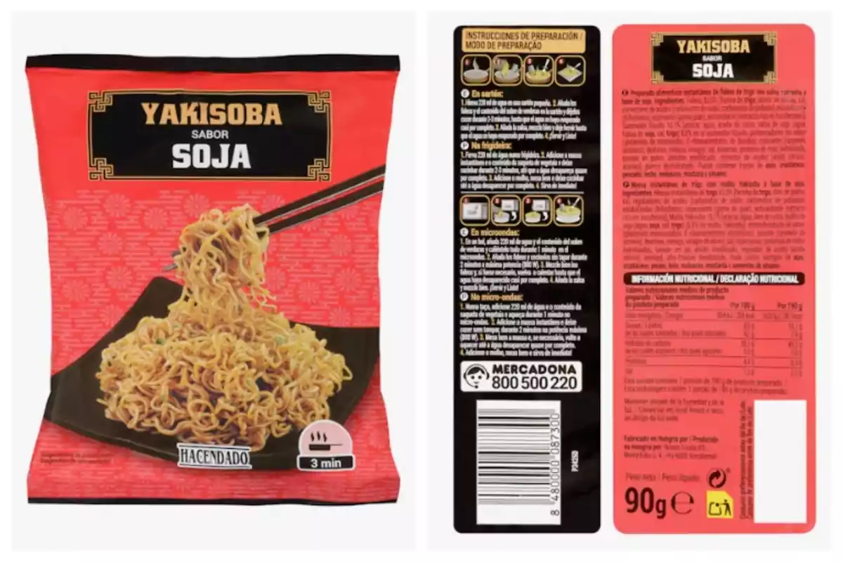 Montaje de fotos del paquete de Yakisoba sabor soja de la marca Hacendado de Mercadona, con instrucciones de preparación en sartén, microondas y no micro-ondas, junto a información nutricional detallada en la parte trasera. Montaje de fotos del paquete de Yakisoba sabor soja de la marca Hacendado de Mercadona, con instrucciones de preparación en sartén, microondas y no micro-ondas, junto a información nutricional detallada en la parte trasera.
