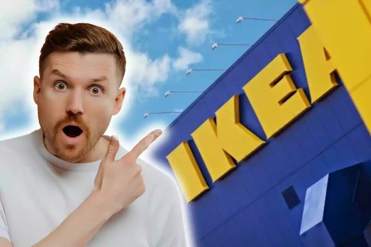 Un hombre sorprendido señala hacia un edificio de Ikea con el cielo azul de fondo.