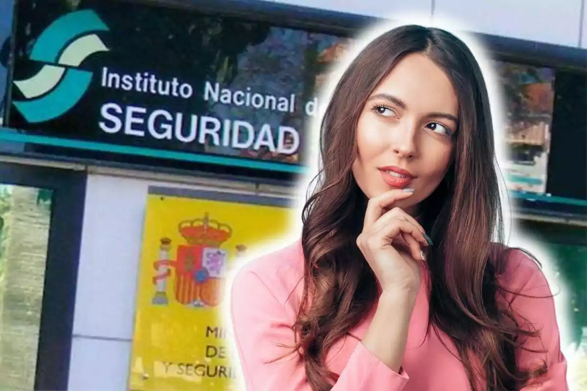 Una mujer pensativa frente a un cartel del Instituto Nacional de Seguridad.