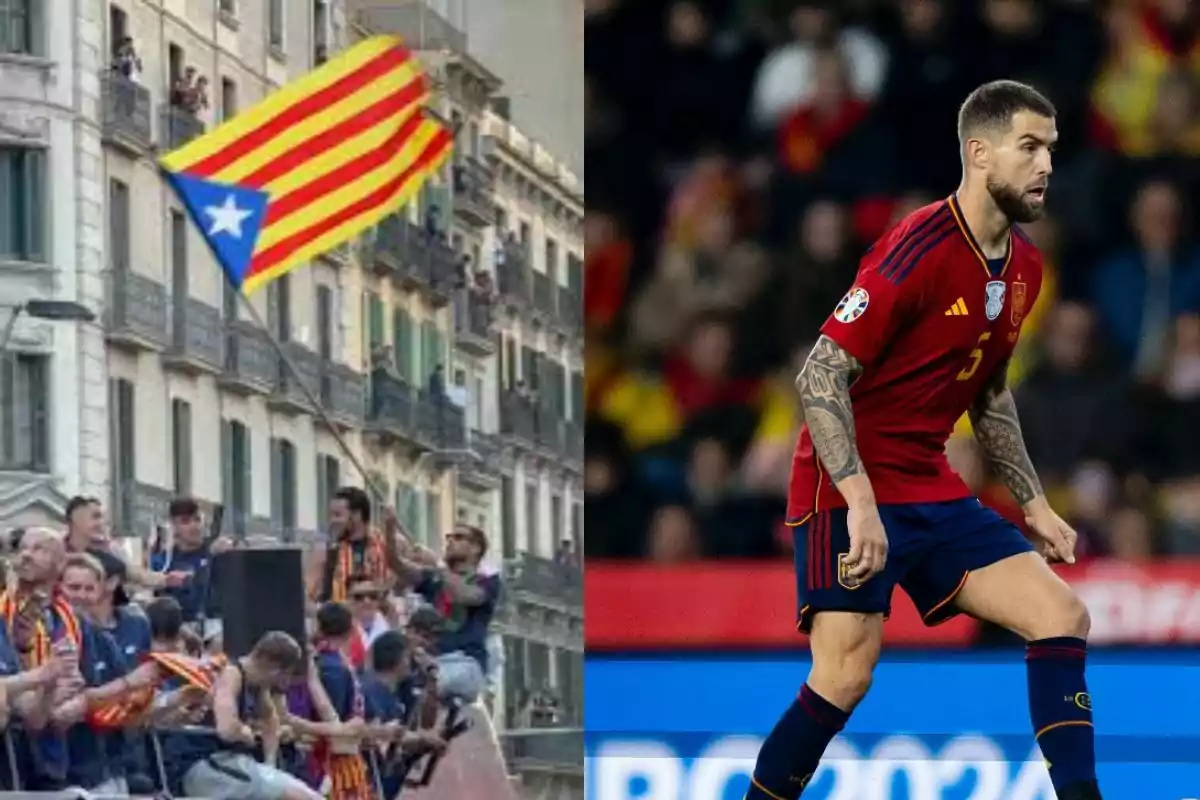 Un grupo de personas en un balcón con una bandera estelada y un futbolista en el campo con uniforme rojo y azul.