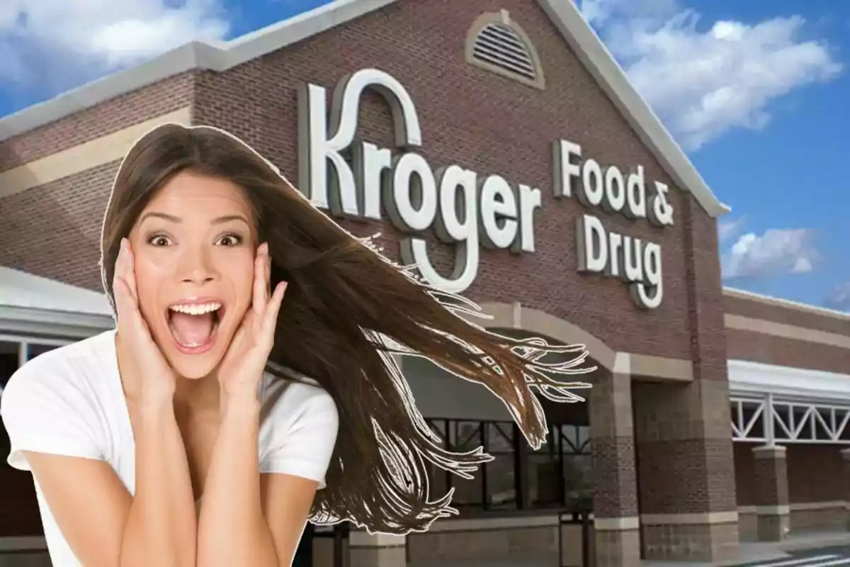 Mujer joven con expresión de sorpresa y alegría frente a una tienda Kroger Food & Drug