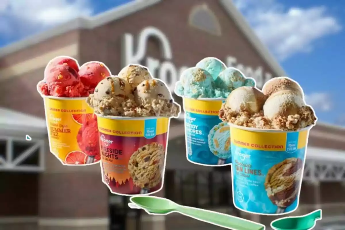 Cuatro vasos de helado de diferentes sabores de la colección de verano de Kroger frente a una tienda con el logo de Kroger y una cuchara verde en primer plano Cuatro vasos de helado de diferentes sabores de la colección de verano de Kroger frente a una tienda con el logo de Kroger y una cuchara verde en primer plano