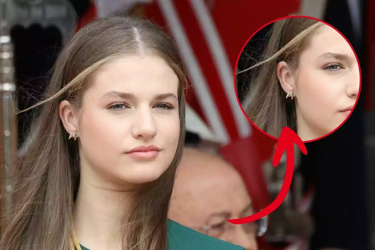 Leonor con cabello largo y aretes pequeños en un evento formal con un detalle ampliado del arete.