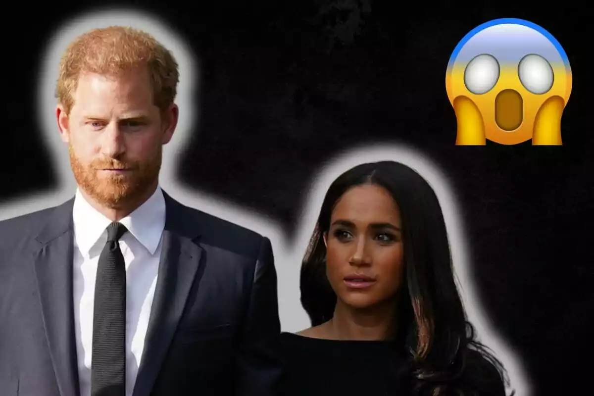 El príncipe Harry y Meghan Markle vestida de manera formal con un emoji de sorpresa en el fondo.