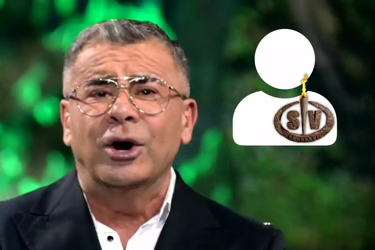 Jorge Javier Vázquez con chaqueta oscura hablando frente a un fondo verde con un icono de perfil y un logo de SV a su lado