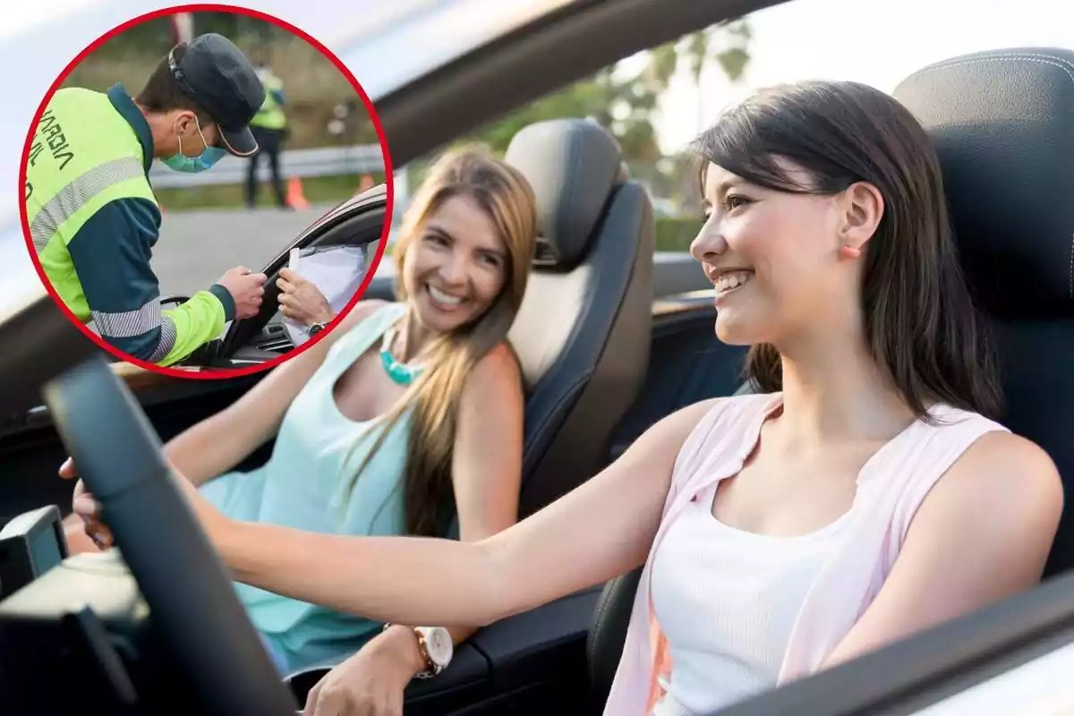 Dos chicas en el interior de un coche, y en el círculo, un guardia civil poniendo una multa