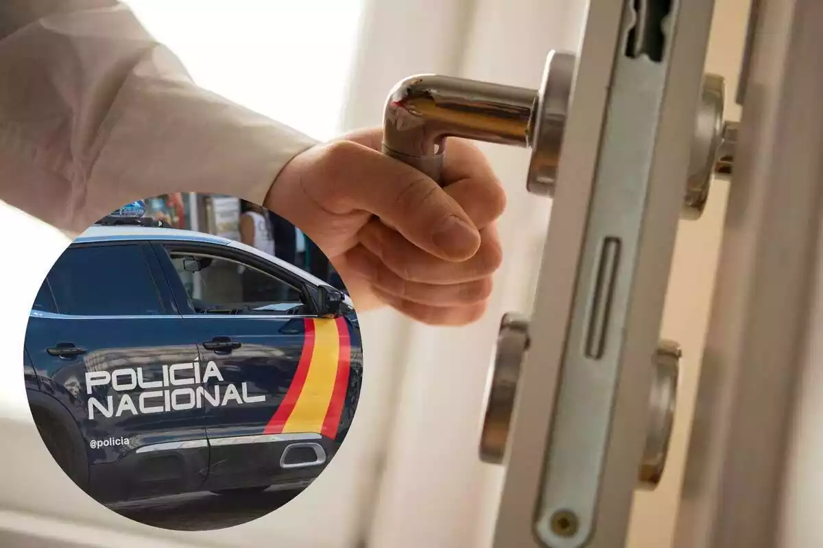 Montaje con una imagen de fondo de la puerta entreabrieta de una casa y otra imagen de un coche de la Policía Nacional