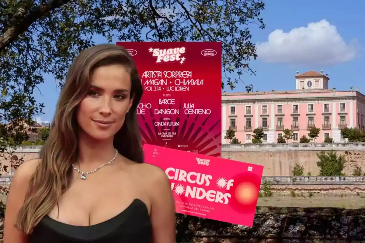 Una mujer con un vestido negro y un collar posa frente a un cartel de un evento llamado "Suave Fest" con varios artistas y DJs, y un edificio histórico de fondo.