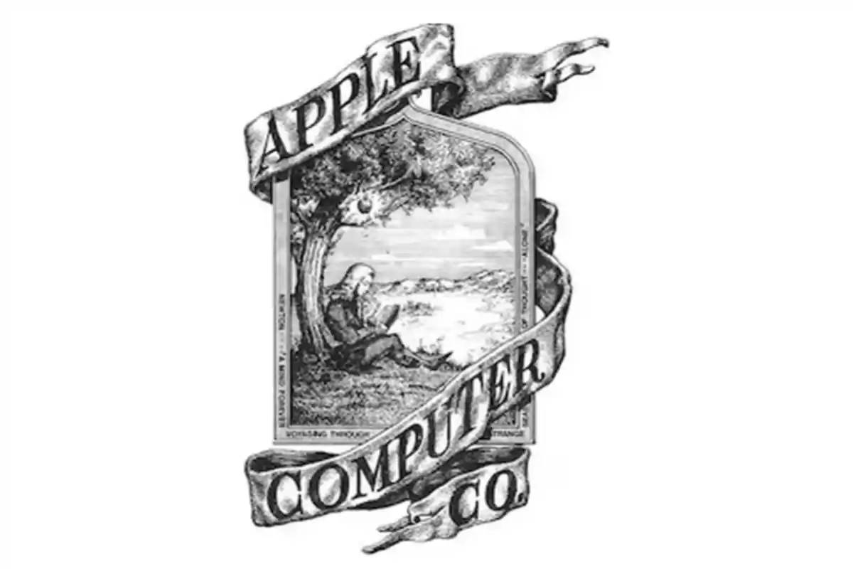 Logotipo original de Apple Computer Co. con una ilustración de Isaac Newton sentado bajo un árbol con una manzana colgando y un pergamino que rodea la imagen.