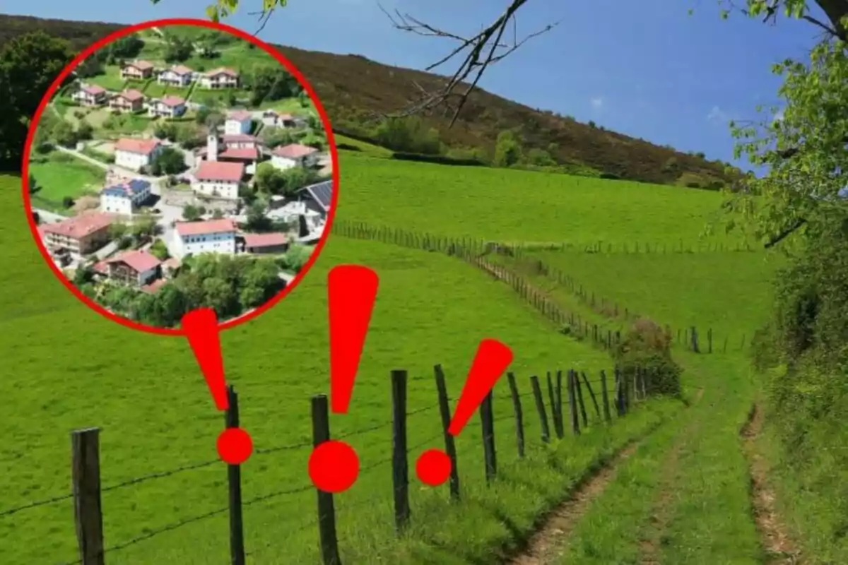 Una imagen de un paisaje rural con colinas verdes y un camino de tierra, con un círculo rojo que resalta un pequeño pueblo en la distancia y tres signos de exclamación rojos en primer plano.