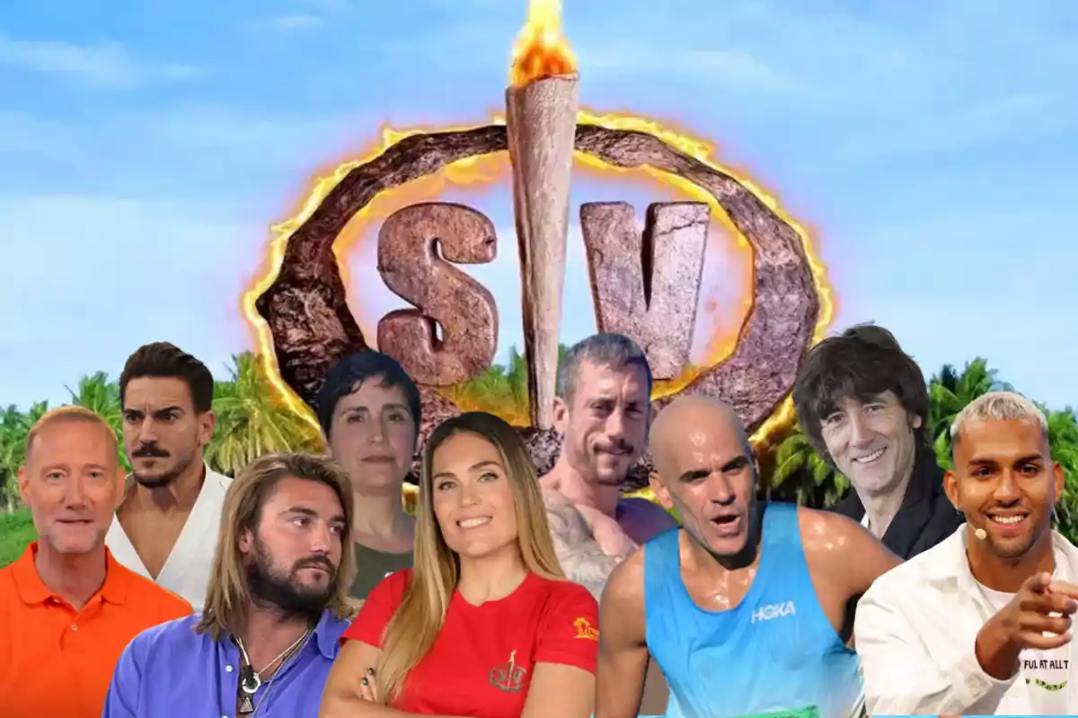 Un grupo de personas posando frente a un logotipo con una antorcha encendida y las letras "SV" en un entorno tropical.