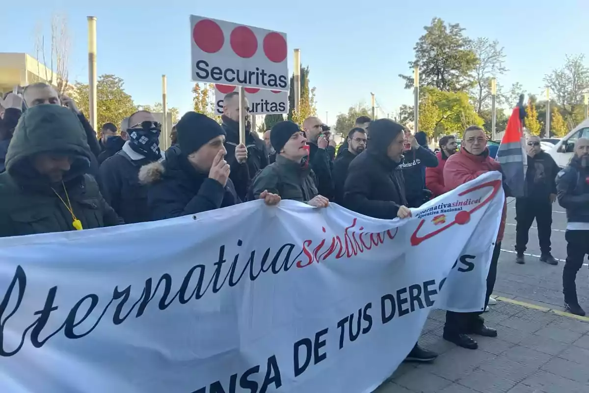 Manifestación con pancartas