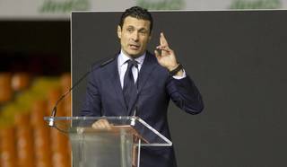 Otro escándalo en el fútbol español: la UD Ibiza sube a 2ªB gracias al dinero de Amadeo Salvo, ex presidente del Valencia