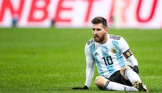 Leo Messi presiona a la Federación Argentina con su salida para la elección de un entrenador a su conveniencia